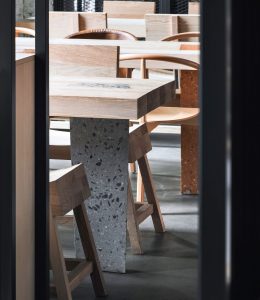 Опоры столов из бетона терраццо