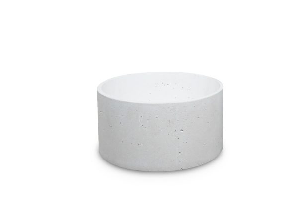 Белое кашпо из бетона «S»
